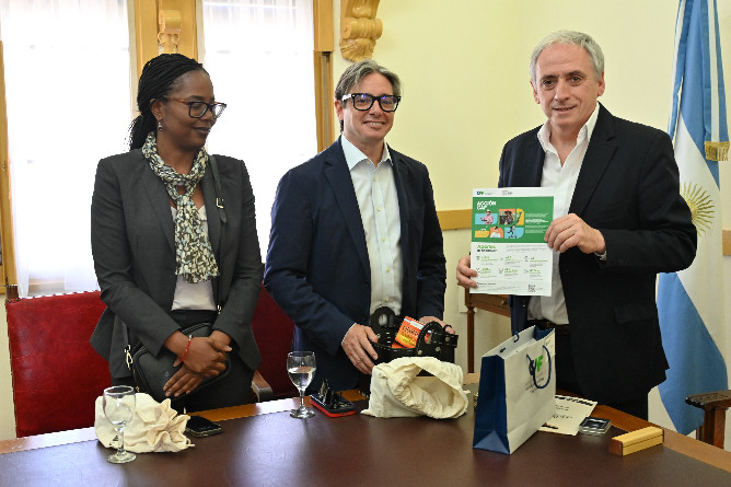 Gestión de estadista: respaldo internacional para obras y el plan Chascomús Km 0 de la Democracia Gestión de estadista: respaldo internacional para obras y el plan Chascomús Km 0 de la Democracia