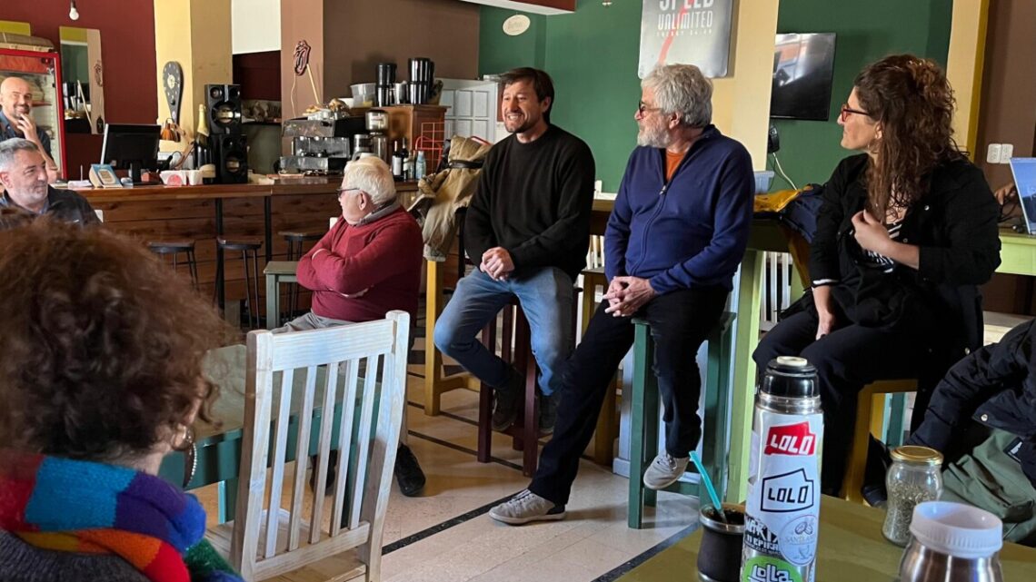 Belgrano: Valcarlos reunió a cooperativas, clubes y comerciantes para impulsar el desarrollo productivo Belgrano: Valcarlos reunió a cooperativas, clubes y comerciantes para impulsar el desarrollo productivo