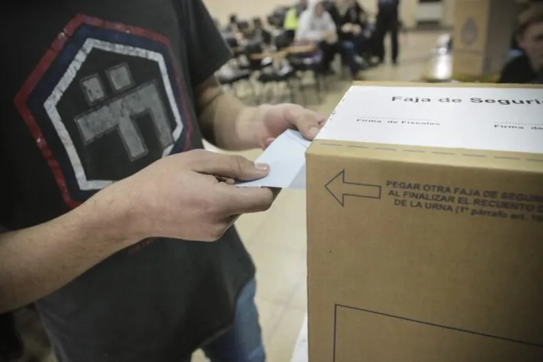 Elecciones 2025: El primer voto, un compromiso de los más jóvenes Elecciones 2025: El primer voto, un compromiso de los más jóvenes