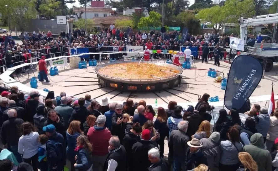 Villa Gesell se prepara para la Gran Paella de la Amistad en la Fiesta de la Diversidad Cultural Villa Gesell se prepara para la Gran Paella de la Amistad en la Fiesta de la Diversidad Cultural