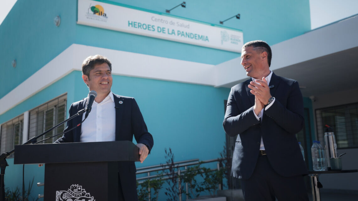 Kicillof inauguró un nuevo CAPS en Pila, anunció un Centro Universitario y un microestadio