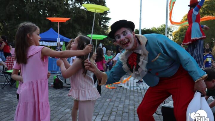 PILA: Una primavera llena de color en la plaza General San Martín