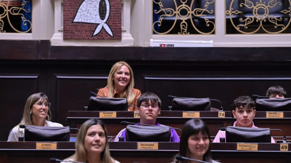 Marcela Basualdo promueve la participación y abre caminos para los jóvenes de Monte Marcela Basualdo promueve la participación y abre caminos para los jóvenes de Monte
