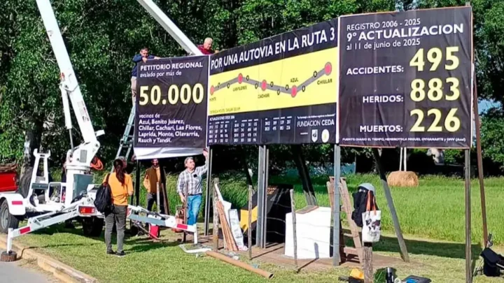 Números que impactan: en Azul se actualizó el cartel de las víctimas en la ruta 3