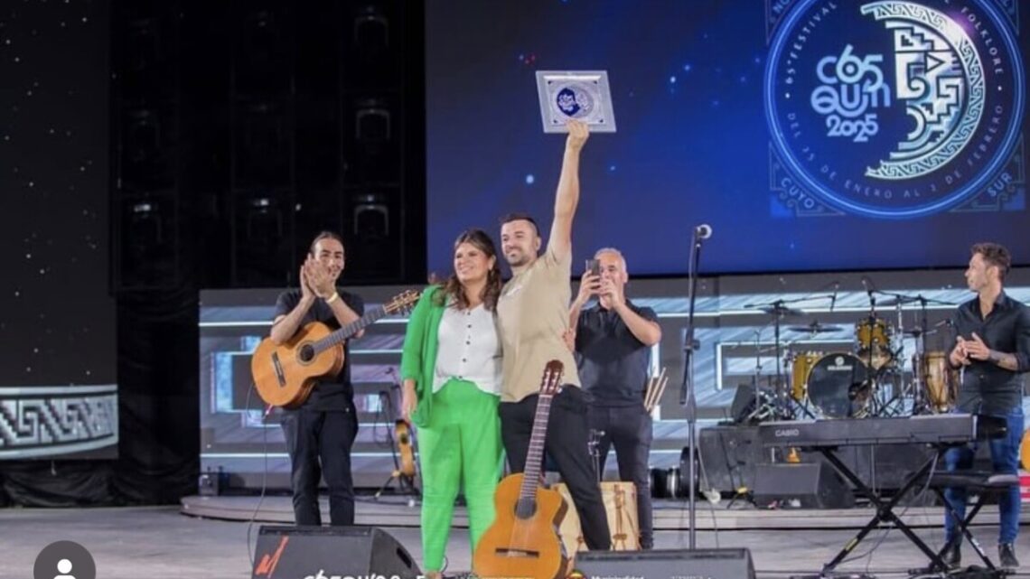 Mauro de la Canal vuelve a Cosquín con su propuesta familiar y un gran conjunto de artistas