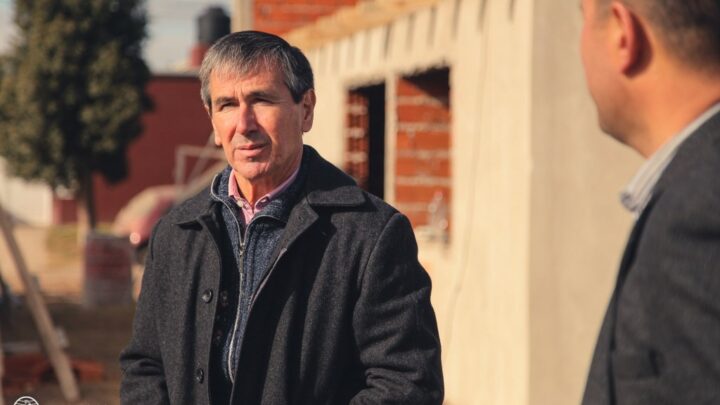 La oposición acusa a Harispe de dejar una deuda millonaria y aprovechar el voto para jubilarse en el cargo