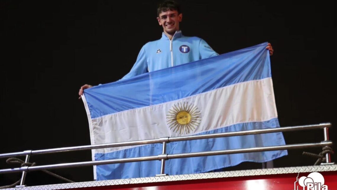 Caravana y emoción en Pila para recibir a Manu Funes