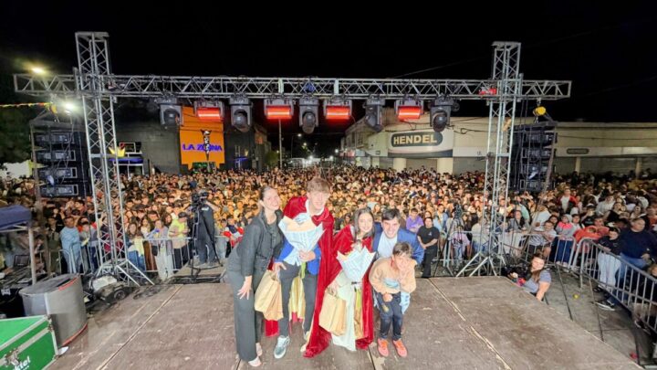 Castelli cerró los carnavales con una noche inolvidable