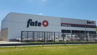 FATE cierra su histórica fábrica y despide a 920 trabajadores