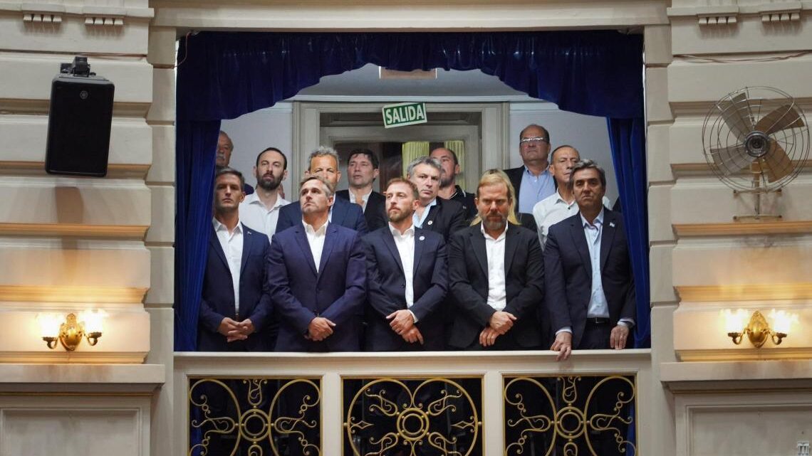 Empieza a moverse la carrera por la sucesión de Kicillof en la Provincia