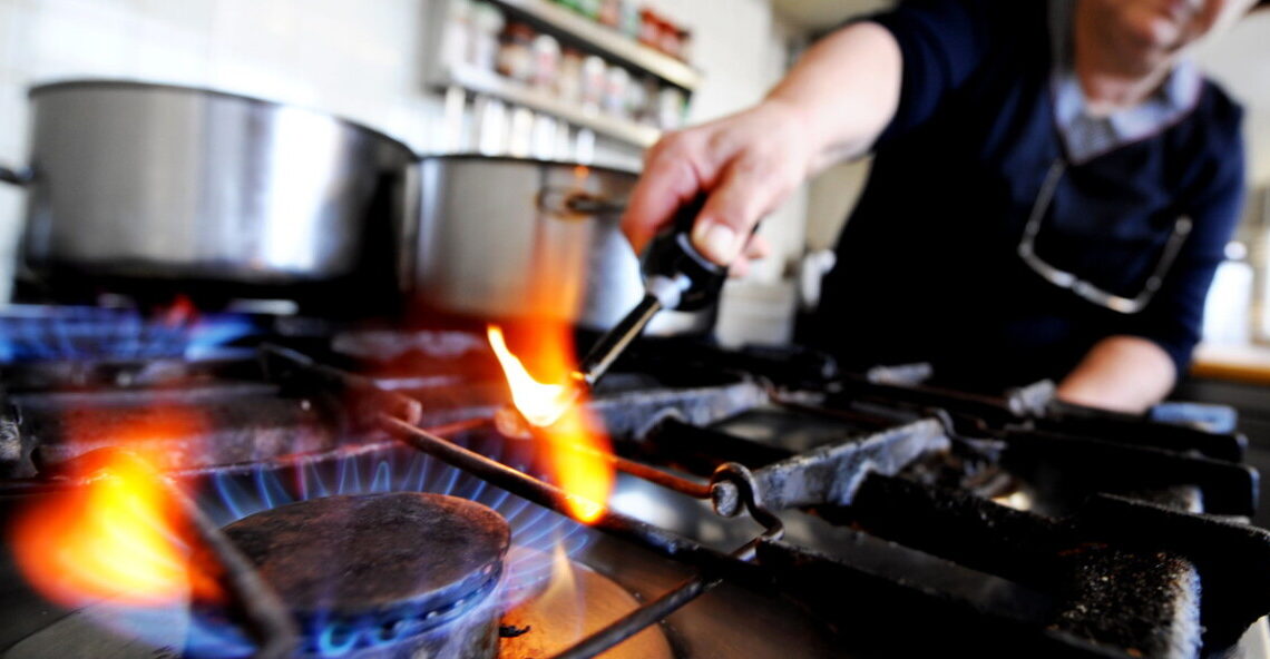 El Gobierno Nacional oficializó el aumento del gas: así cambiarán las tarifas desde abril