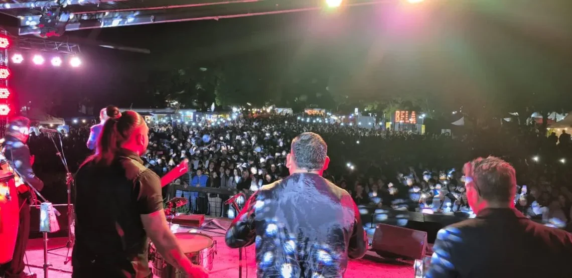 Ya arrancó “El Mercader” en Las Flores: sigue todo el fin de semana