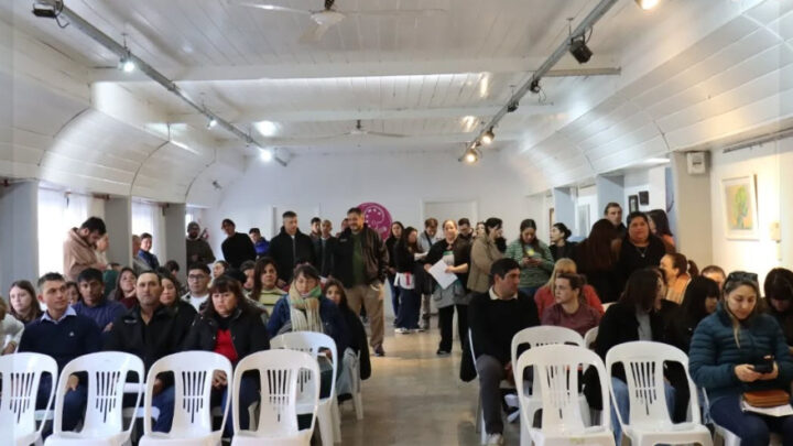 Pila profundiza su política habitacional con la firma de 92 títulos y 40 bienes de familia