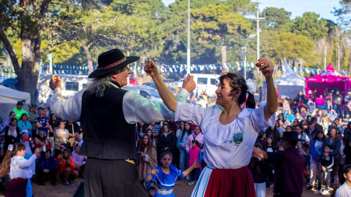 Villa Gesell: “La Criolla” y el desfile del 25 de mayo se unen en una celebración histórica