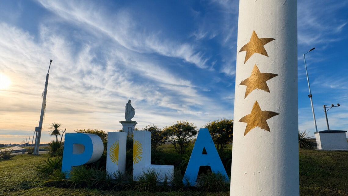 Pila y una postal mundialista a la vera de la Ruta 41 