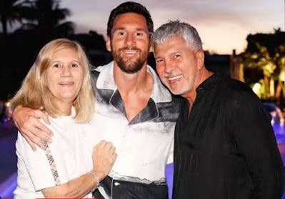 La familia Messi salió a desmentir rumores y confirmó que Jorge evoluciona favorablemente