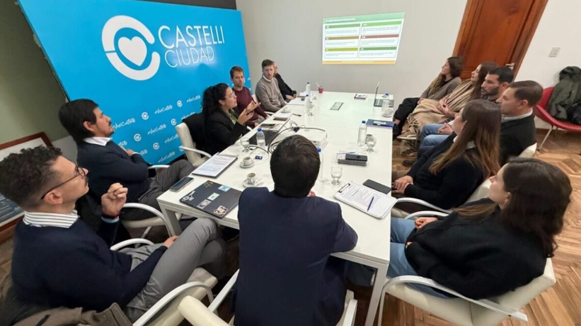 Castelli suma a la UBA para auditar sus cuentas