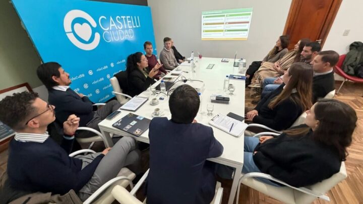 Castelli suma a la UBA para auditar sus cuentas