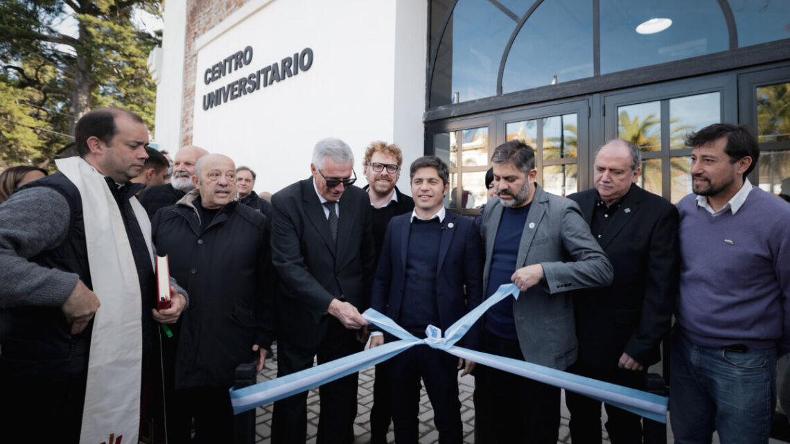 Kicillof inauguró el Centro Universitario y entregó viviendas en Belgrano