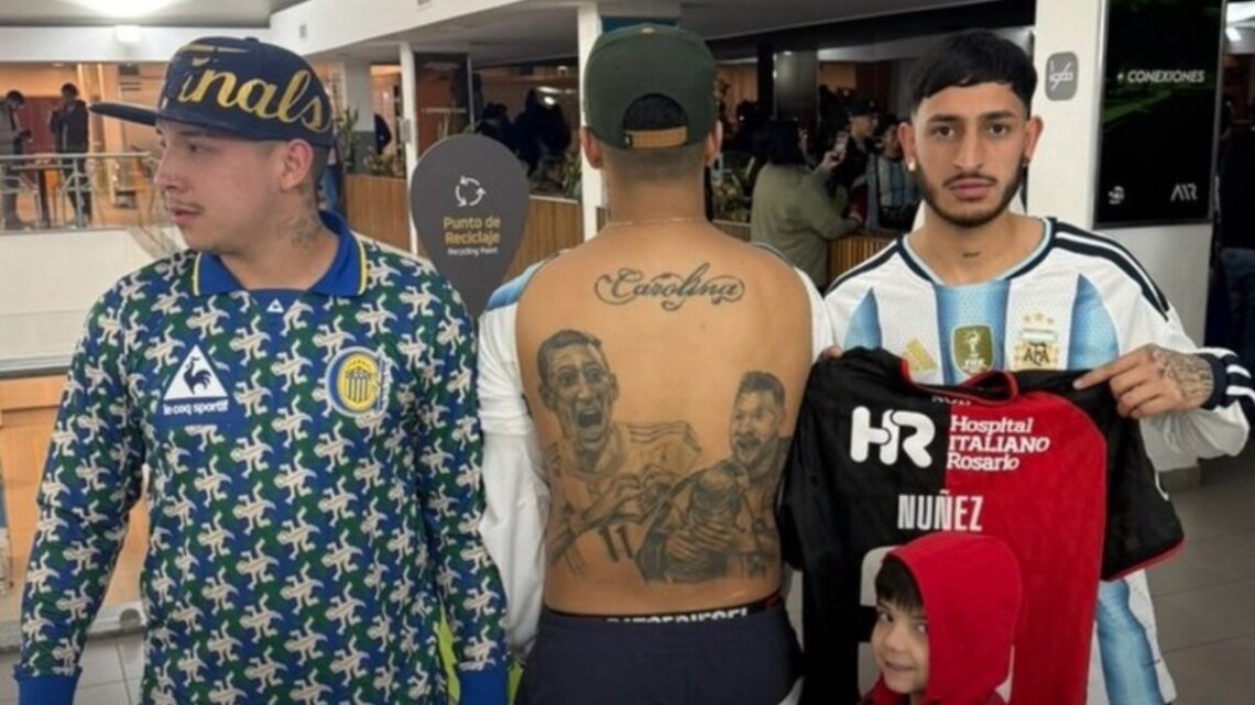 Unidos para recibir a Messi: la postal de hinchas de Newell’s y Central