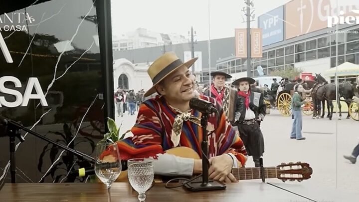 Gabotto invitó en La Rural al Encuentro Nacional de Payadores de Dolores