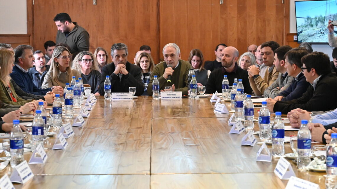FRICDE: todos los colores políticos unidos para enfrentar la crisis de los municipios