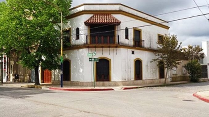 La casa Raúl Alfonsín fue donada por su familia a la Municipalidad de Chascomús